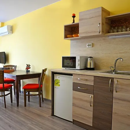 Visito Aparthouse Hotel de apartamente 2*
